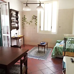 The Sunny Place , Nápoles Italia