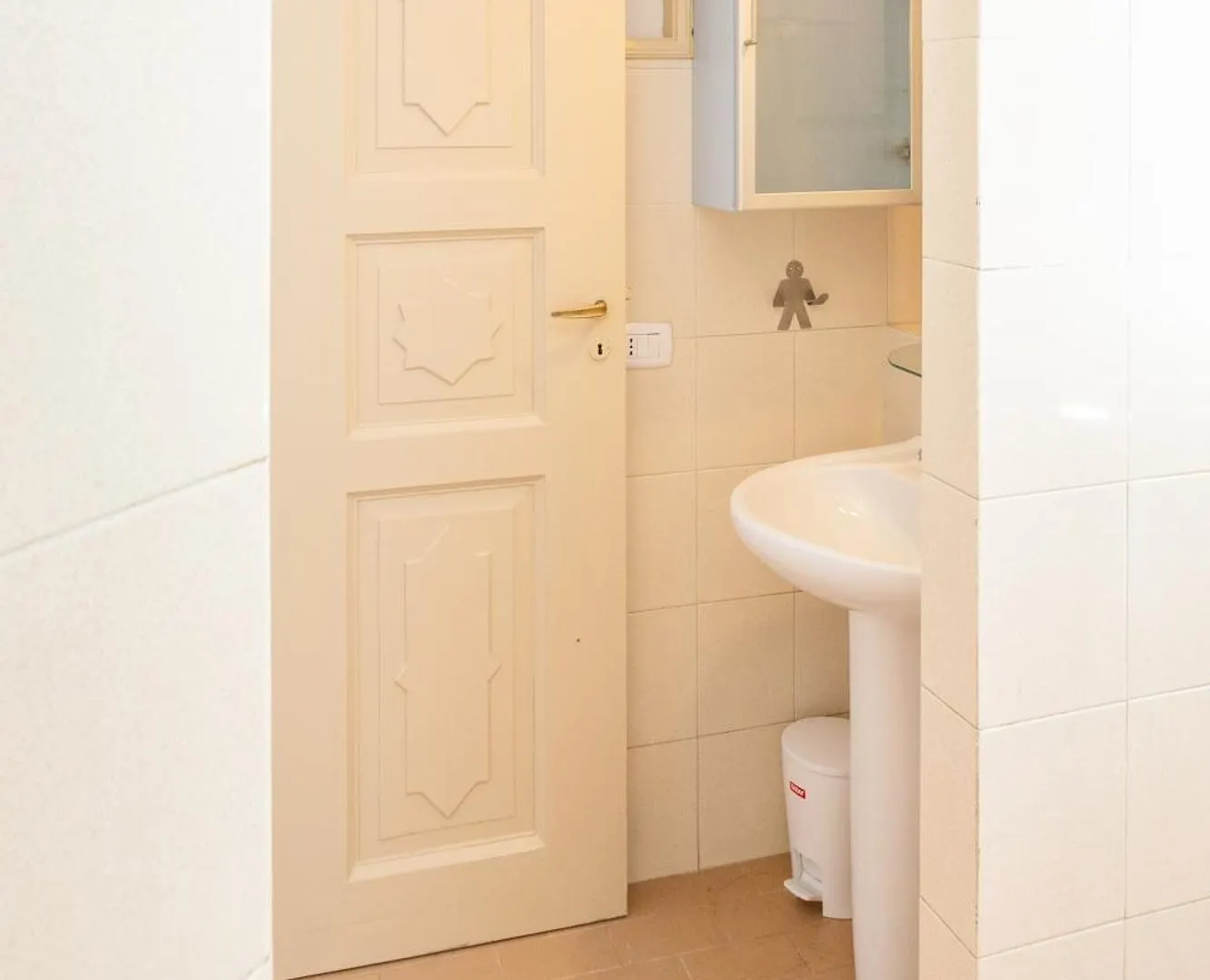 Cream Little Apartment - M1 - City Center Milán 0*,